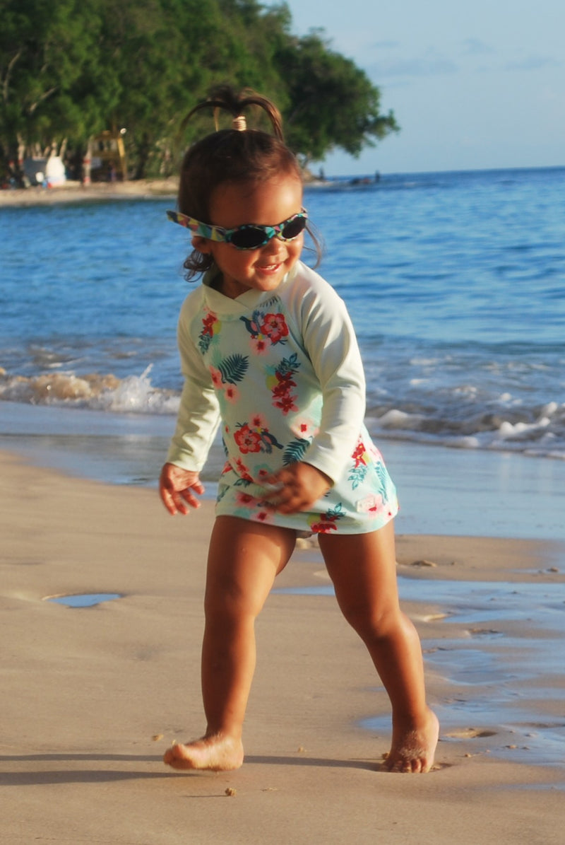 Bubzee Banz® Wrap Around Polarised Sunglasses-zoom-