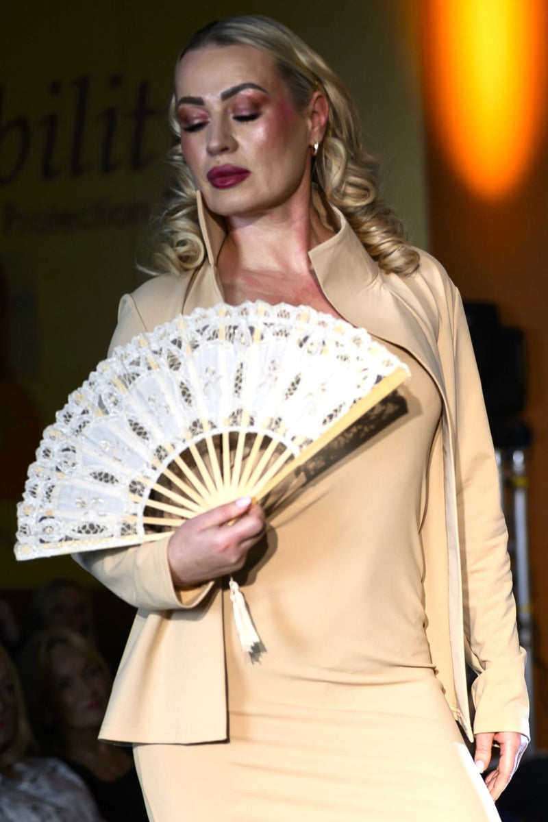Stunning Lace Fan - Non UPF Rated-zoom-