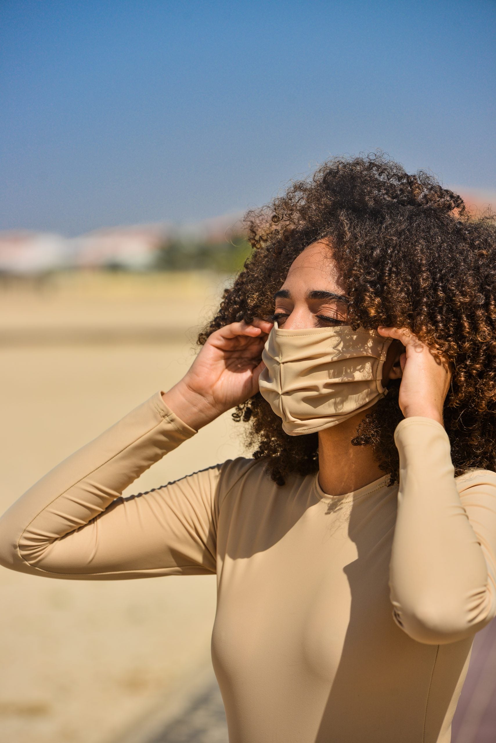 Ready to Dispatch - SunSibility Pleated Face Mask UPF50+ Biscotto / Tan-zoom-4