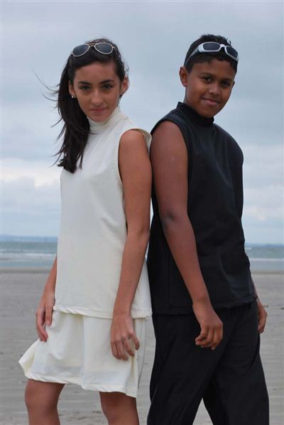 Teenage Unisex Sleeveless Turtle Neck Top - UPF 50+, Age 11-16-zoom-1