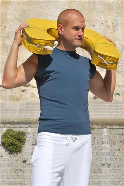 Mens Sleeveless T-Shirt - UPF 50+-zoom-