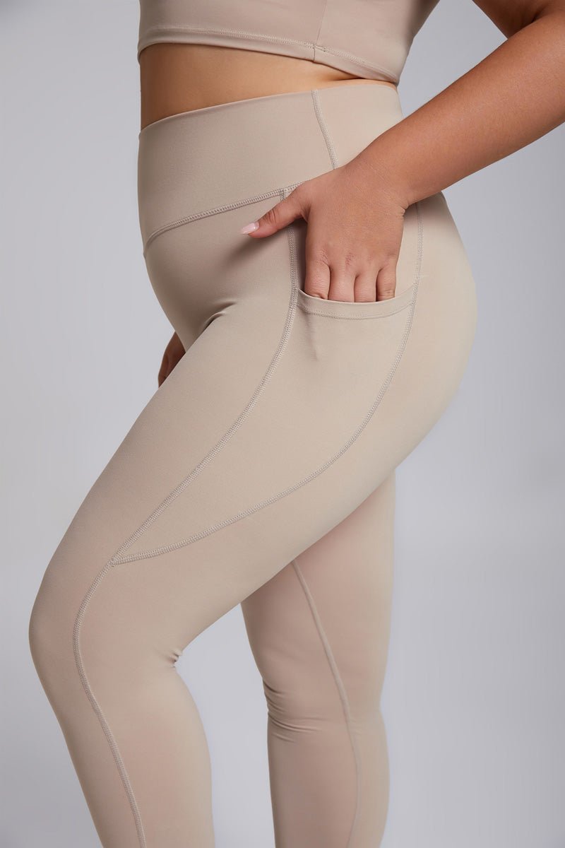 Plus Size Side Pocket Yoga Leggings-9