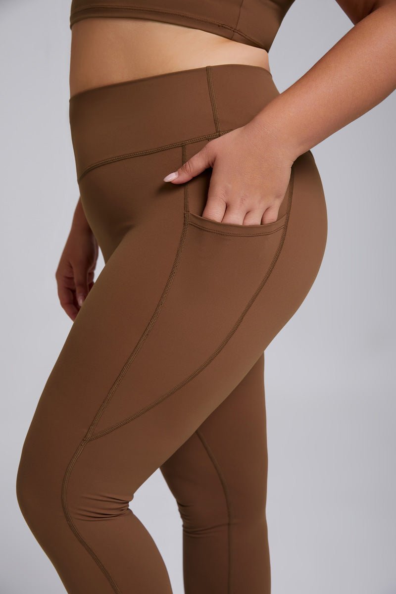 Plus Size Side Pocket Yoga Leggings-5