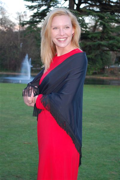 Shawl with Fringing - UPF 50+