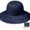 wallaroo-uv-protective-petite-scrunchie-hat-navy-white-dots